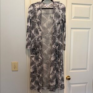 Black and White Leaf Print Cardigan
